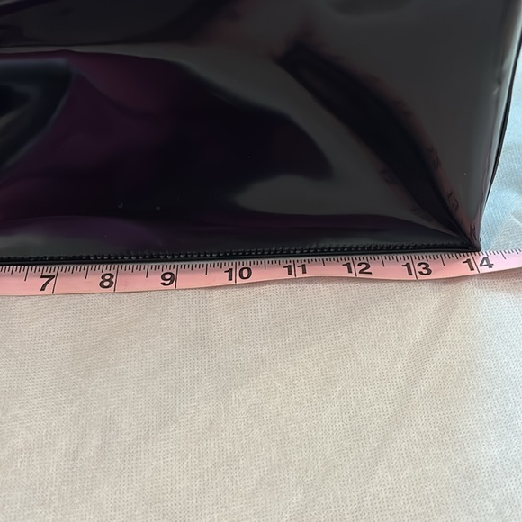 SALE! ❤️ LIKE NEW YSL LARGE RIVE GAUCHE TOTE - Picture 16 of 16